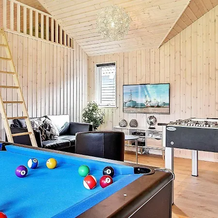 18 Person Holiday In H Jby Prázdninový dům