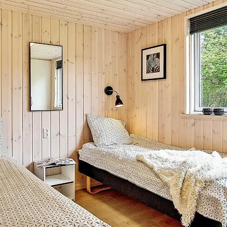 18 Person Holiday In H Jby Højby